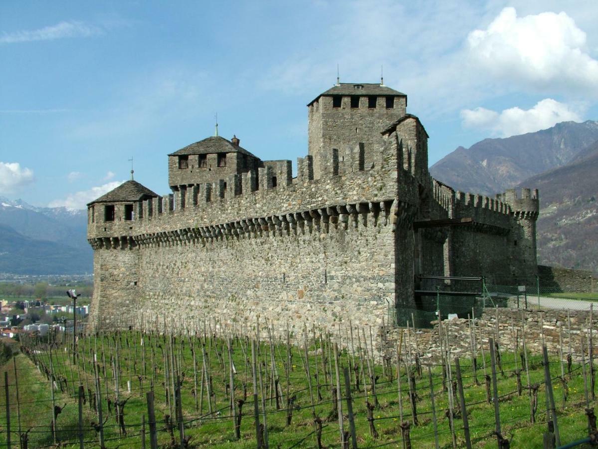 Apartament Bellinzona Piazza Collegiata Zewnętrze zdjęcie
